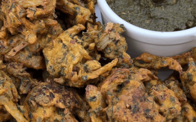 CHICKEN PAKORAS