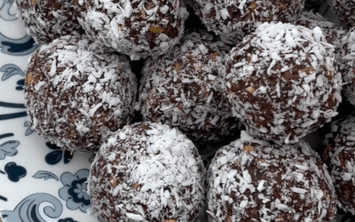 COCONUT DATE BALLS